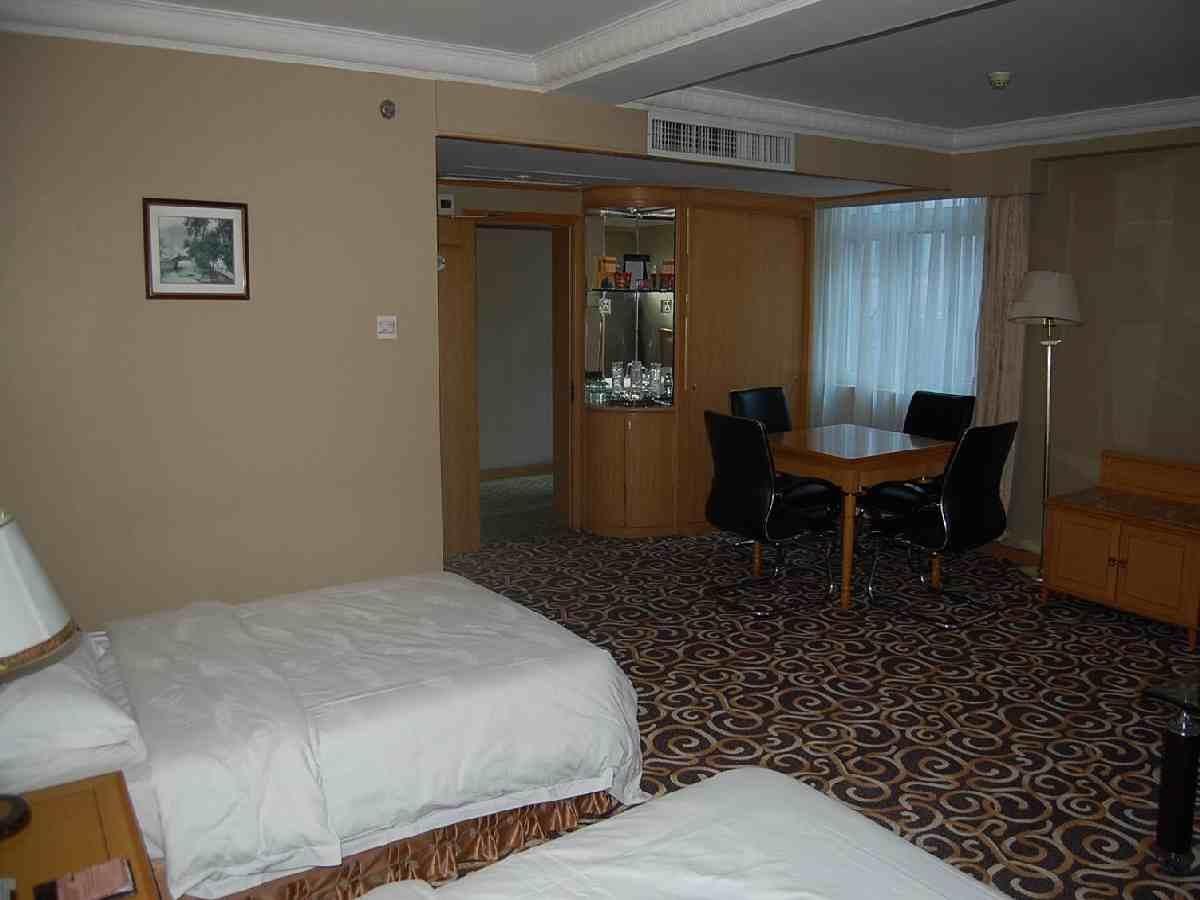 Modern Hotel Harbin Exteriör bild