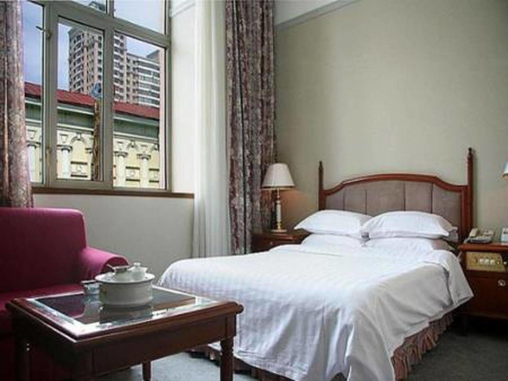 Modern Hotel Harbin Exteriör bild